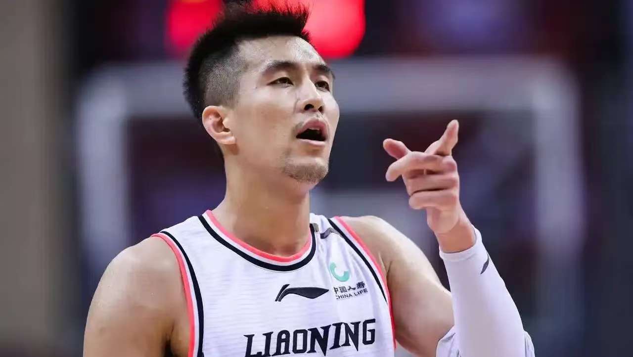 郭艾伦终于走上一条适合职业生涯的长久路线
虽然广州116:122憾负山西，但是，