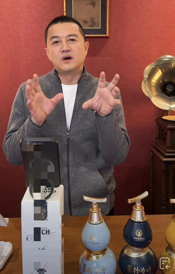 明星李亚鹏这一次又失误，做生意真的非常的执着不肯服输，妻子埋怨丈夫乱投资失败，自