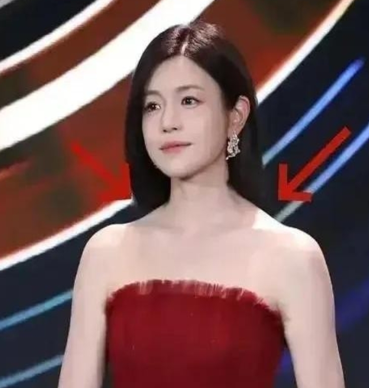 陈晓陈妍希这对荧幕情侣终究没逃过“BE魔咒”，平静官宣离婚却暗藏惊心内幕！

男