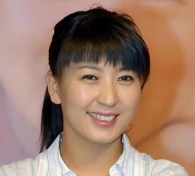 闫学晶意外怀孕 犹豫后决定生下

                       