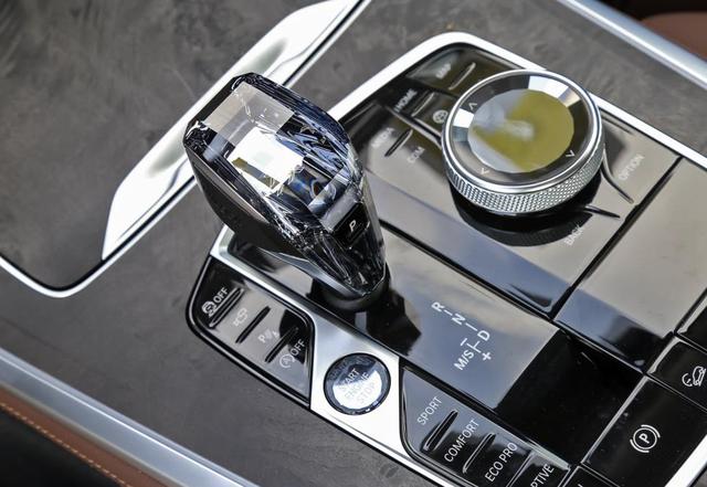 这4种车是“碰瓷者”最不敢碰的！内行人：风险太大，得不偿失