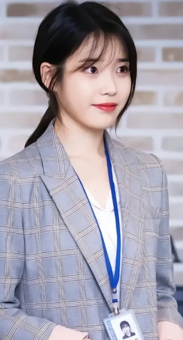 李知恩——清纯秀丽