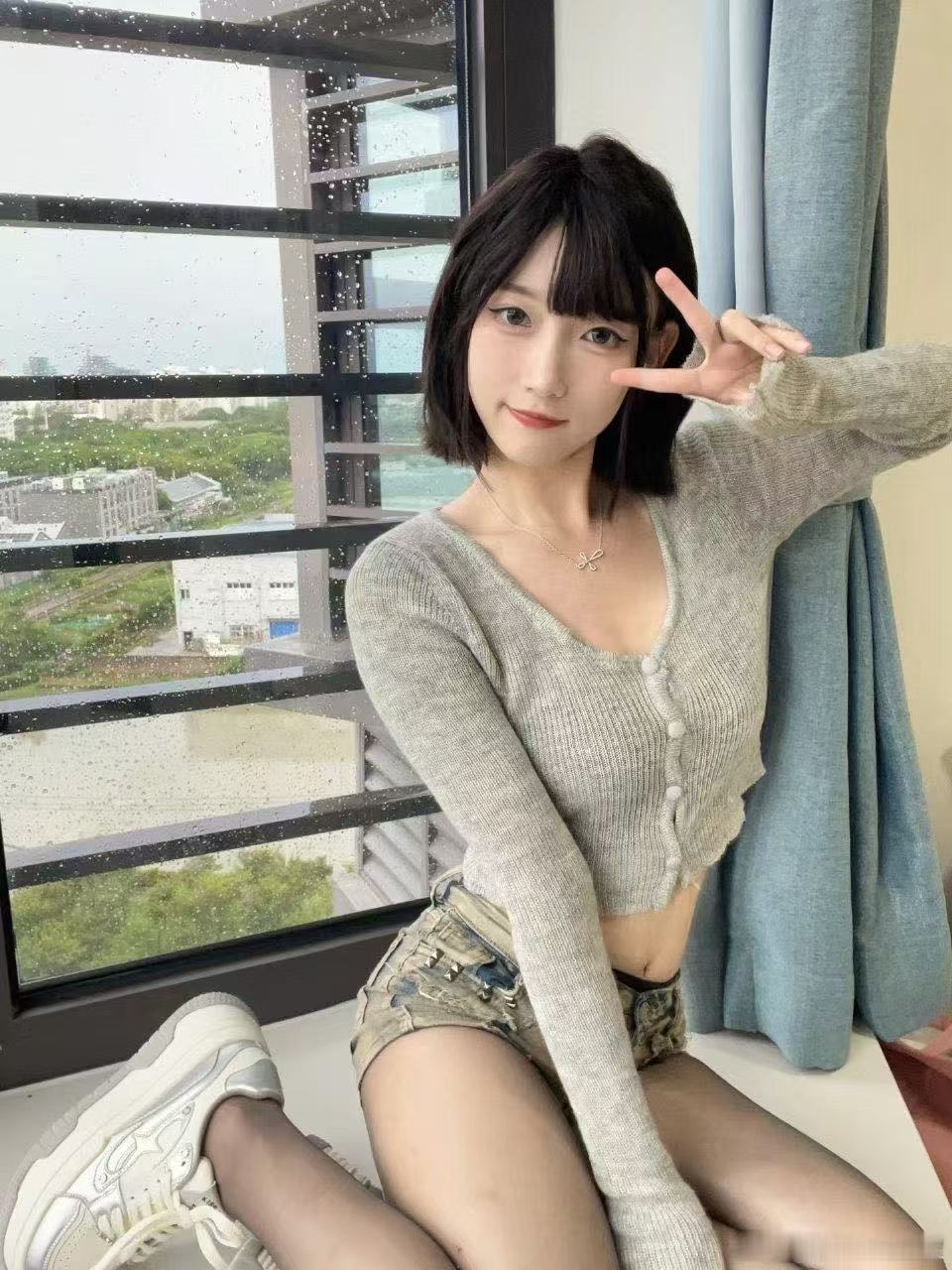 对于今天的我你们想对我说什么哈哈哈哈