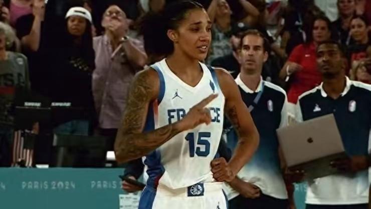 一分之差与金牌擦肩而过的法国女篮，精准三分球令人羡慕嫉妒恨