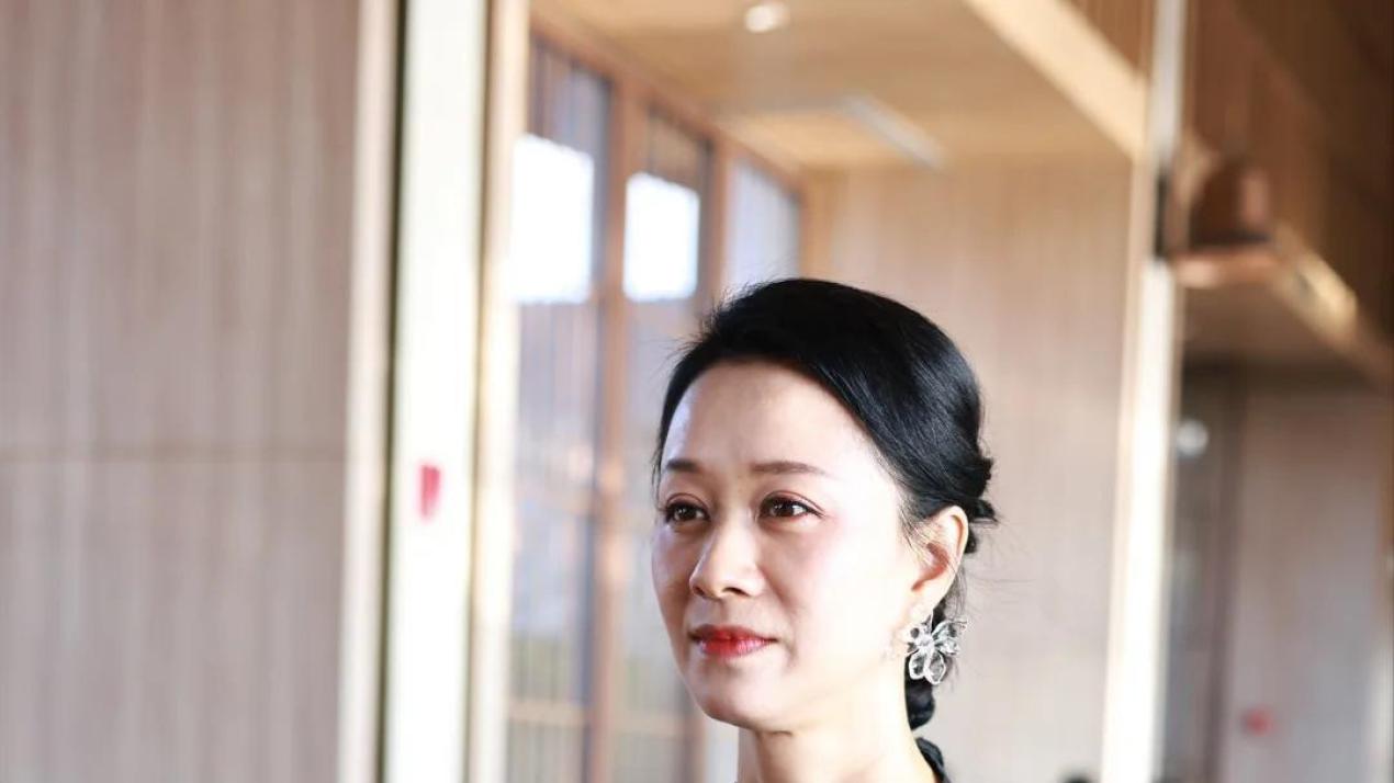 浪姐6站位暴露咖位，王珞丹靠边站，倪虹洁侧身让位，C位无人敢争