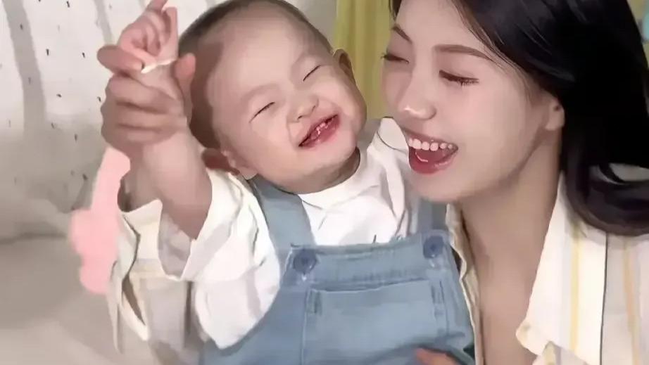 黄一鸣再这么高调地消费孩子，迟早会被封号