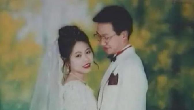 “好毒的凤凰男！”江苏，一男子考上医学研究生，为了前途主动追求导师的女儿，并与之