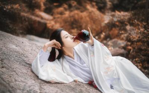 因为一只易孕的兔子精，夫君杀我父母，重生后我第一件事就是和离，看他几时完！