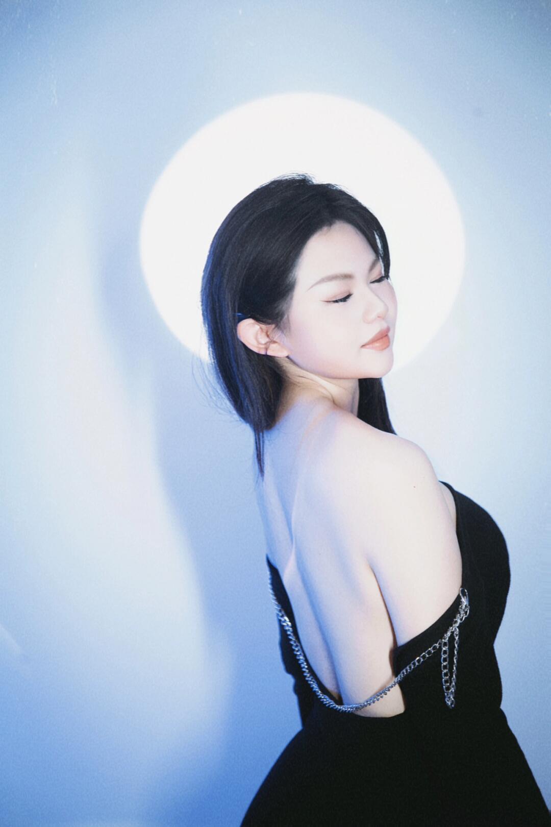 Everyone it's my birthday🎂身体健康 开心漂亮 