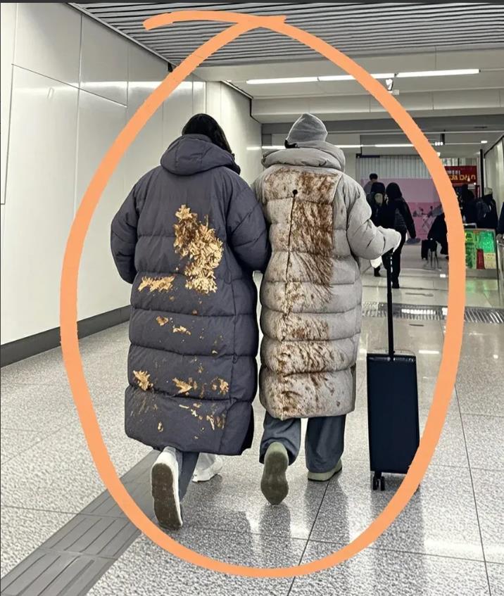 今年流行这种款式的羽绒服了吗？