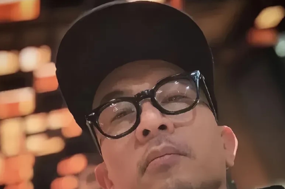 具俊晔黯然离台！大梦一场！
谁能为他发声？