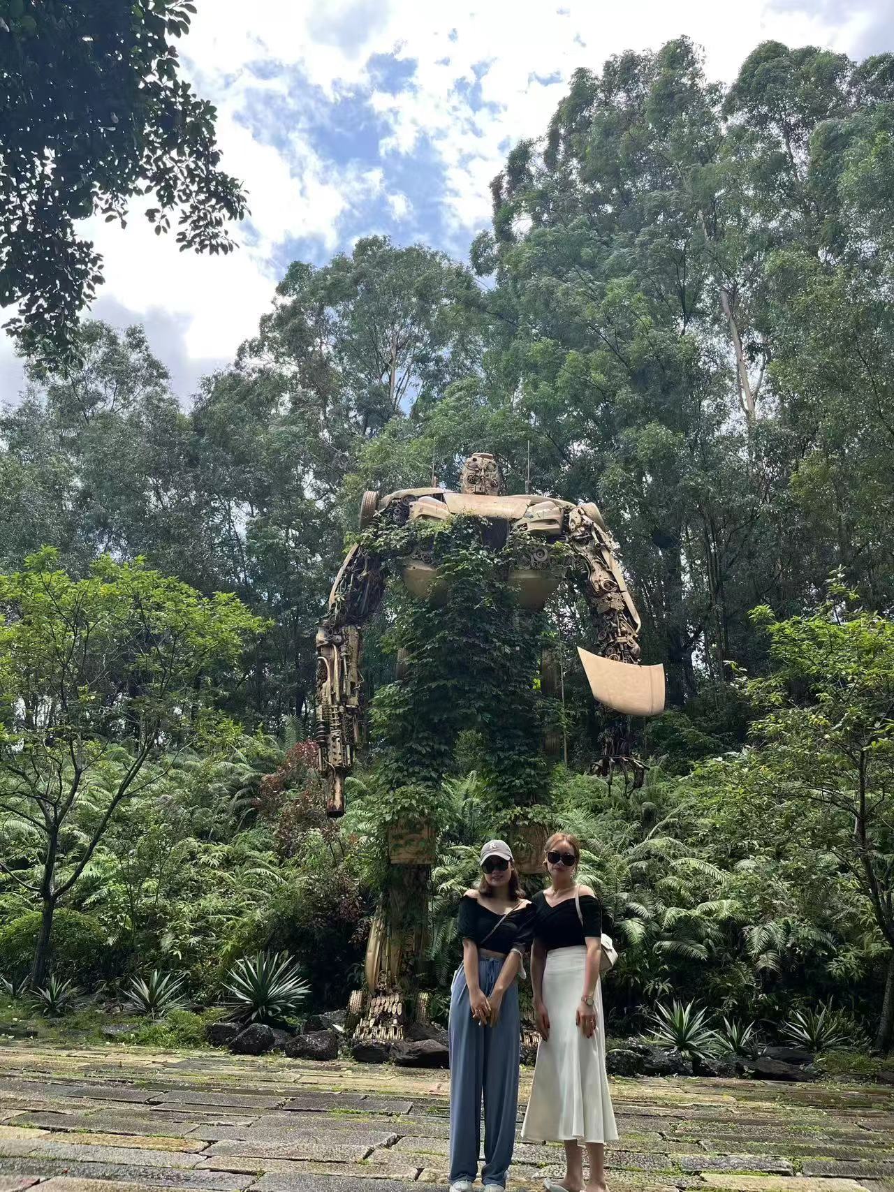 别听世俗的耳语，去看自己喜欢的风景