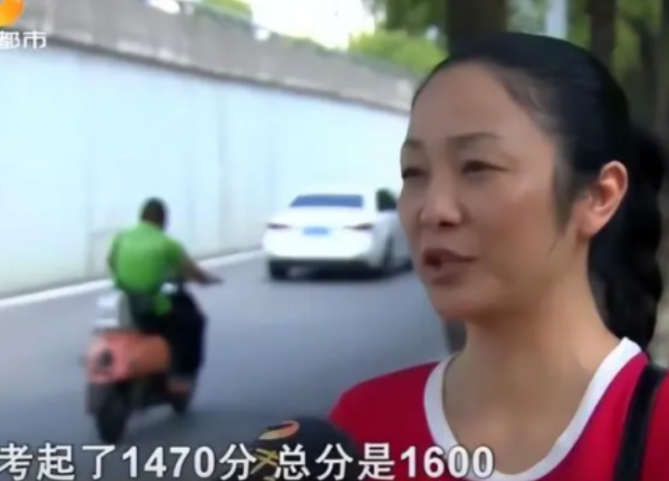 白嫖上瘾了。2020年，女儿在美国读书三年花费110多万，单亲妈妈竟然问广大网友