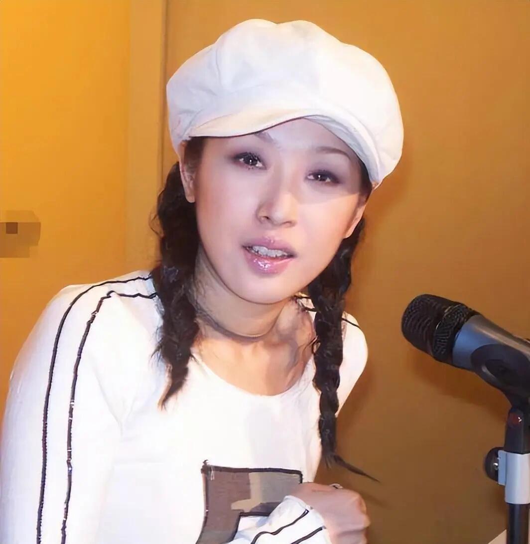 孙悦的婚姻选择无疑充满了争议