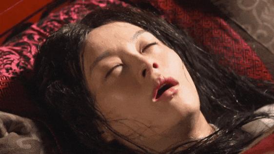 演技越自然越打动人心？演员“失控”的瞬间，才是真正的情感爆发