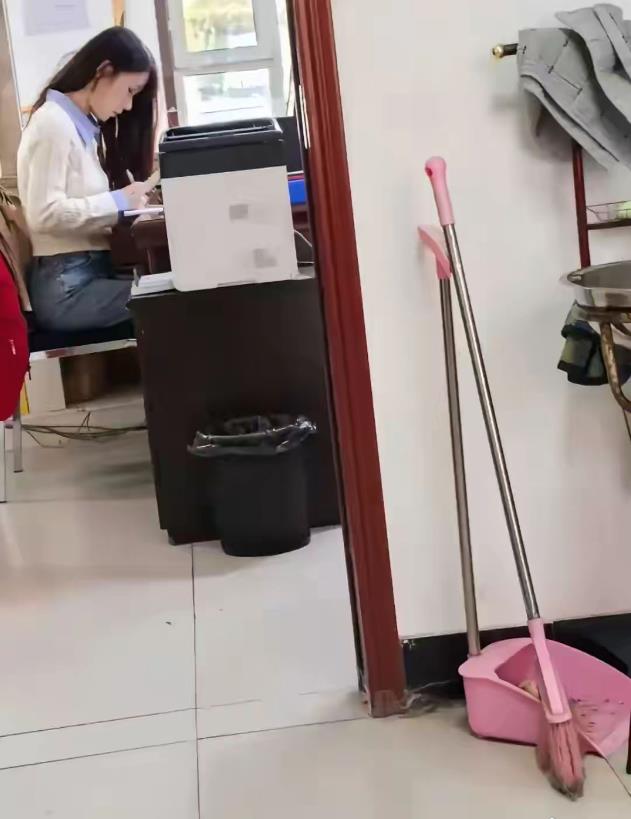说一句话，证明你是体制内