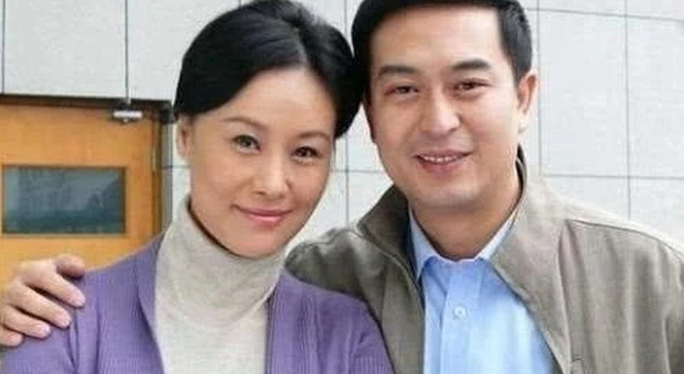 2008年导演滕华涛拍《蜗居》，投资方看中了孙红雷的人气，想请他饰演男一号市长秘