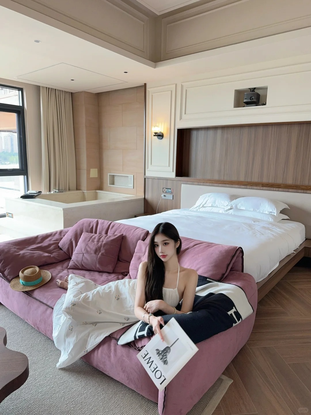 在西双版纳！！旅游度假⛱️
来的第一天入住的酒店真的挺好的很舒服，家中的跳蚤姐不