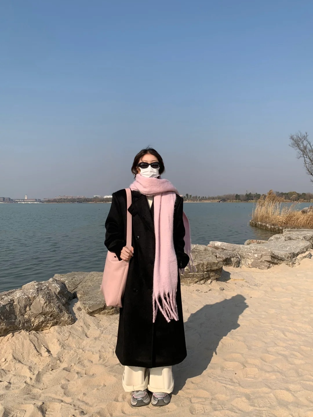 Pink💕
在湖边吹吹风