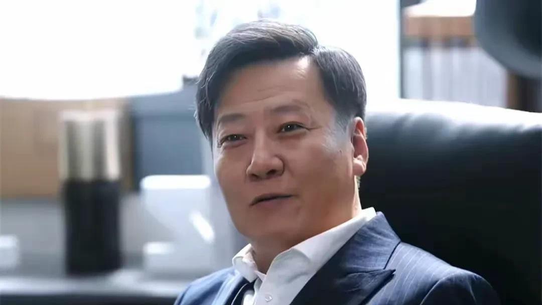 央视《无所畏惧》捧红1位男配角，颜值一般气质狡猾，演技却一流