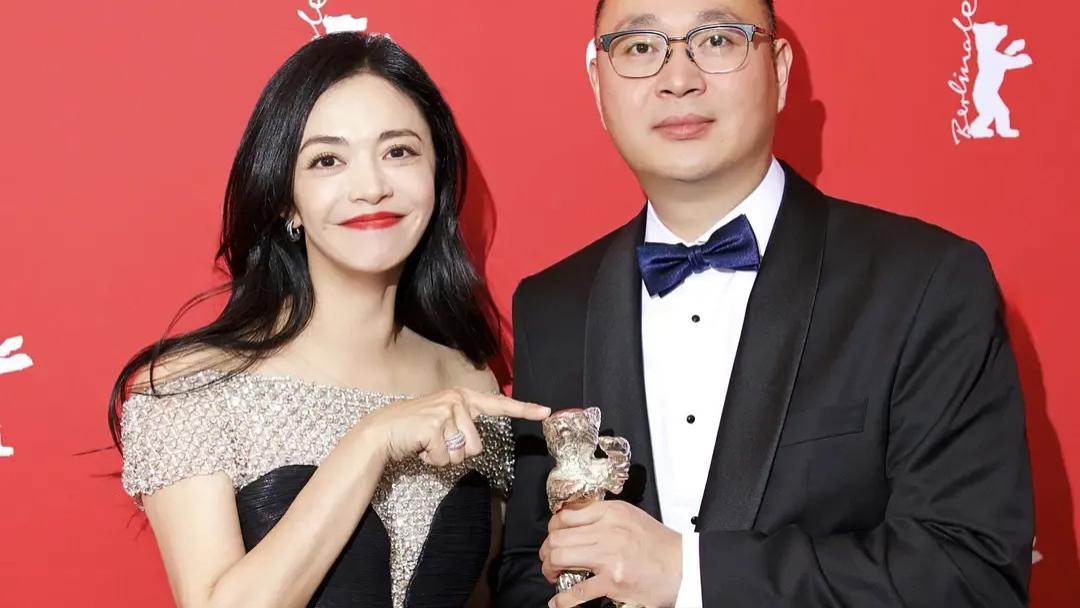 姚晨，闷声干大事，评委范冰冰盛装出席红毯，柏林国际电影节闭幕！【获奖名单】