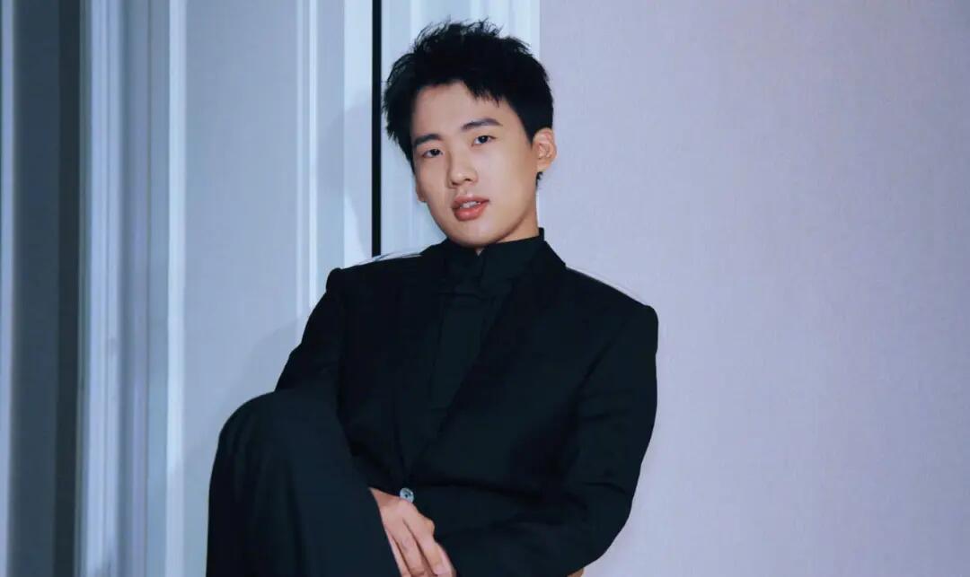 郭麒麟：相声巨匠之子到演技担当的蜕变之路
