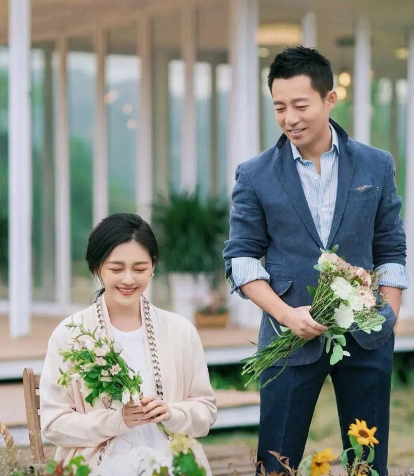 离婚时，汪小菲把保姆和司机都留给大S，他说她身体太差。

其实，东西不在多少，可