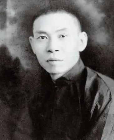 杜月笙的初露锋芒：从小混混到黄金荣得力助手