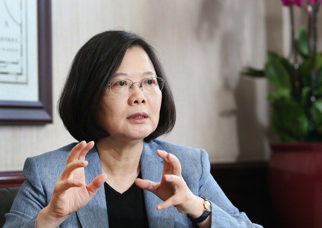 
台当局“以武拒统”图谋加码，台军增兵金门前夕，“宪兵营”兵力成倍增加。对于2月