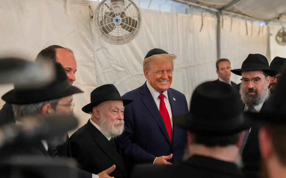 特朗普声称去过加沙，竞选幕僚表示加沙属于以色列，他去过以色列。特朗普说谎说到极致