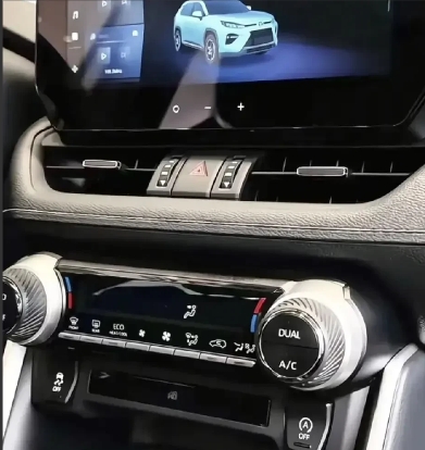大家都说合资车，尤其日韩车，内饰不如国产车好，大家看看国产车的内饰，用现在非常流
