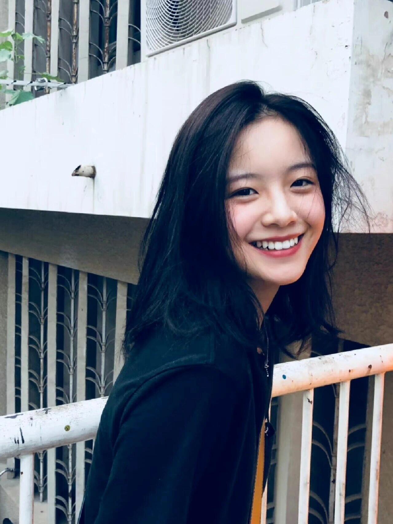 李庚希的演艺经历