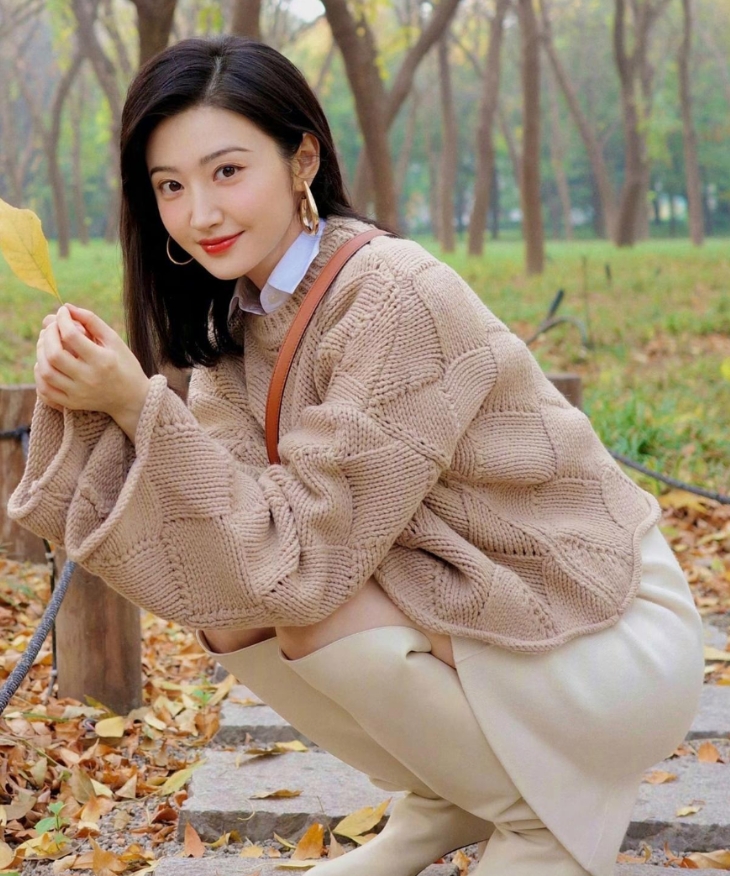 景甜的名字和她本人一样，真的很甜美