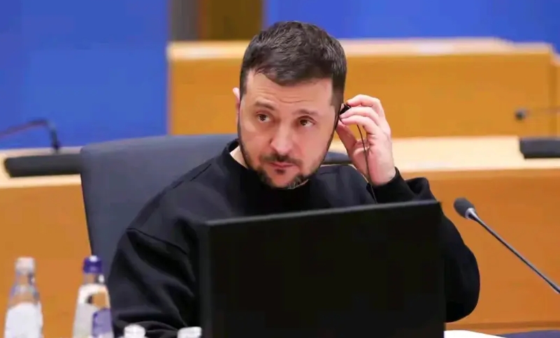 泽连斯基痛斥美不守信用，过河拆桥！他说:“美国声称对乌克兰3000多亿美元的援助