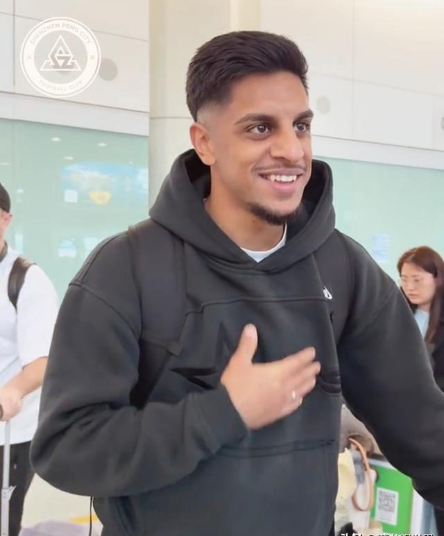 中超引援热潮起，奥地利前锋加盟深圳，河南瞄准智利中锋