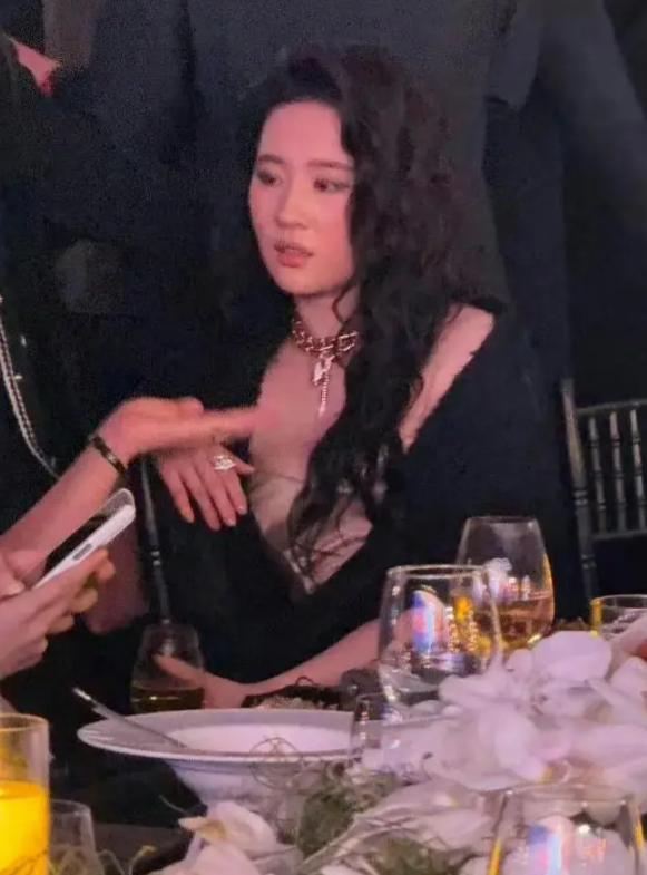 很一般，怎么都吹成神了？