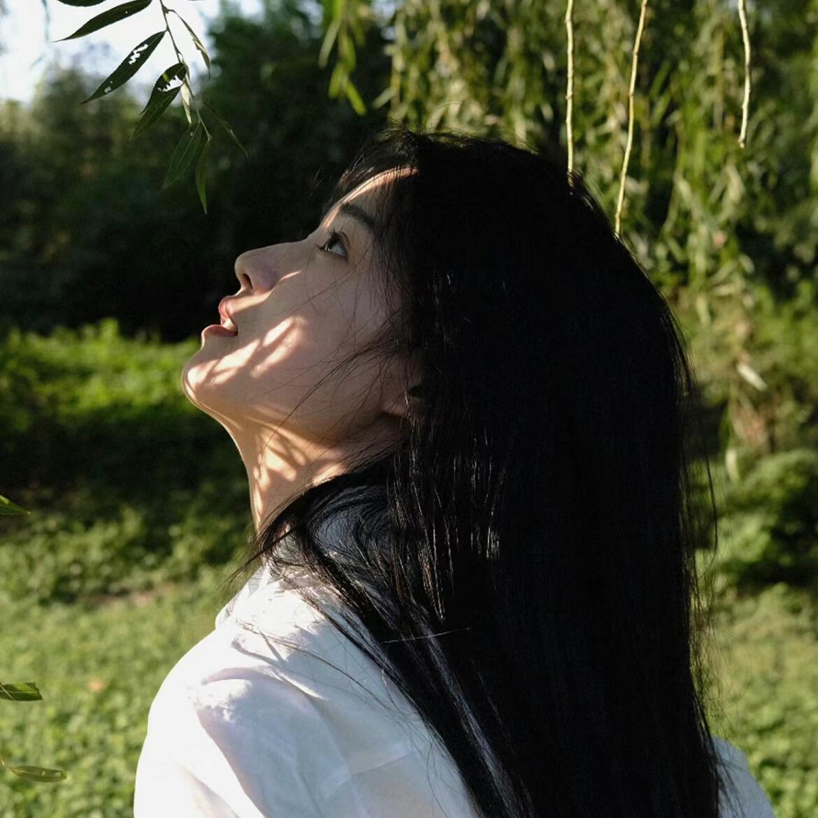  卢昱晓好美好