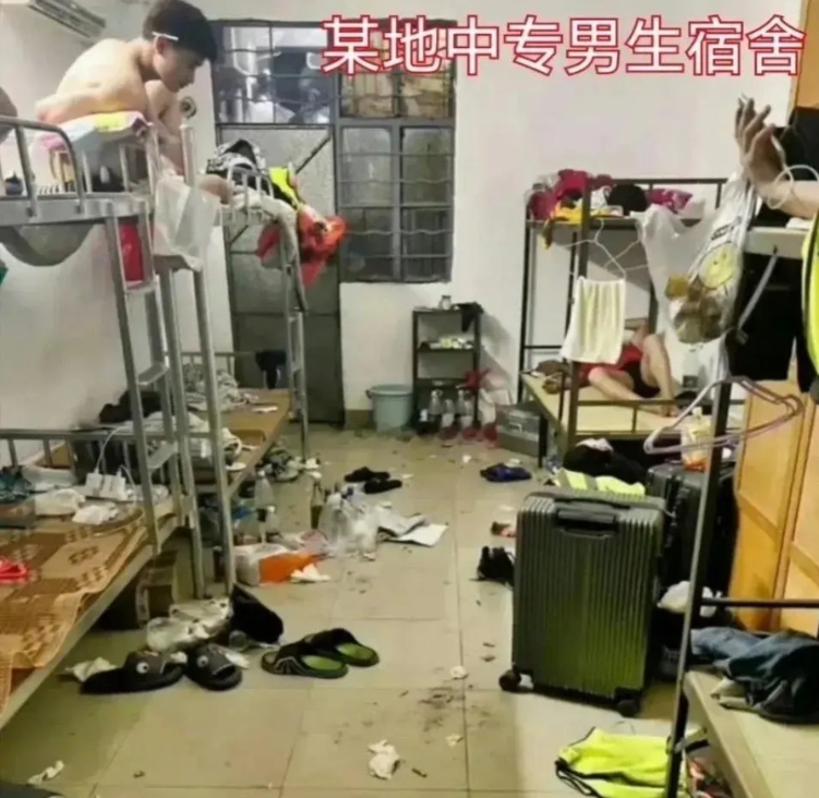 这或许真的就是现实情况！！哈哈哈哈 [大笑][大笑][大笑][大笑][大笑]