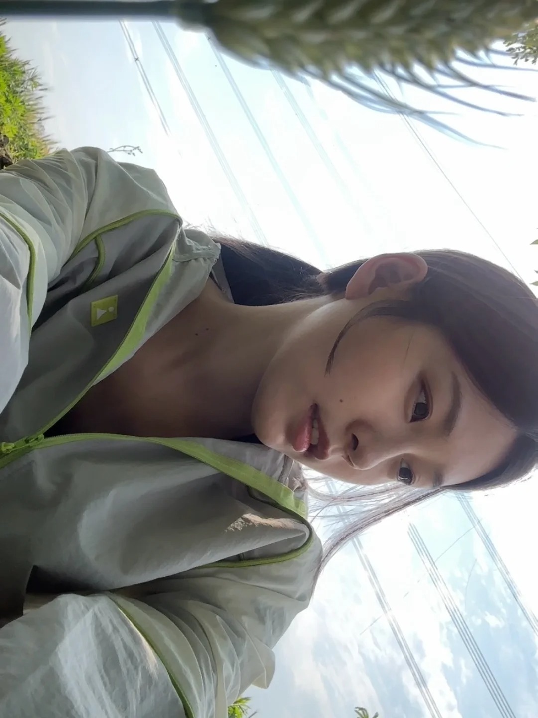 公路的尽头是麦田