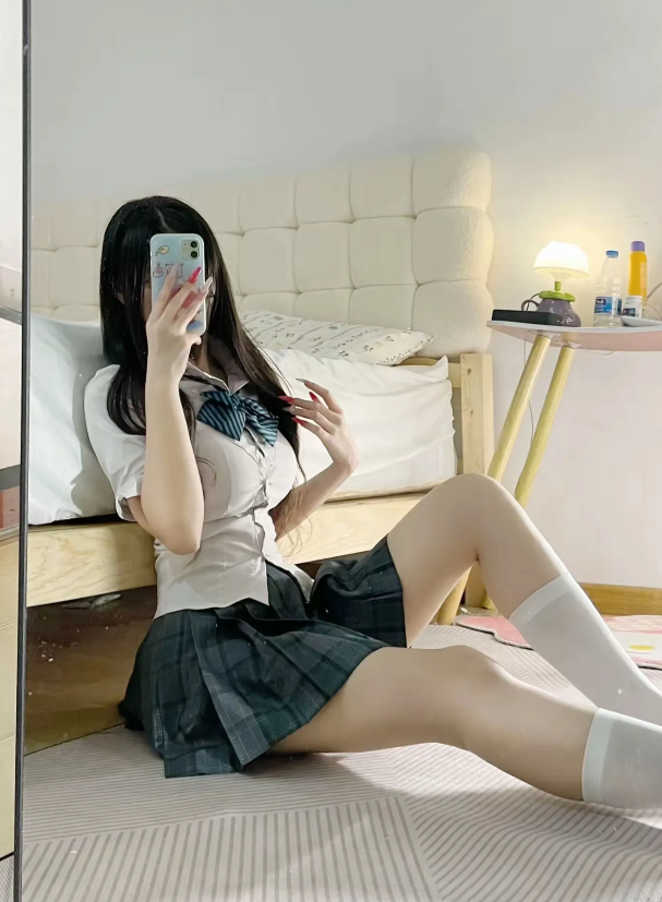 真是造孽呀！儿子出轨了，儿媳妇直接和儿子离婚了，离婚时儿媳妇要带走 4 岁的孙子