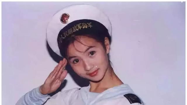 “万人迷”陈好：巅峰时结婚生子，隐退娱乐圈，如今回归为人师表