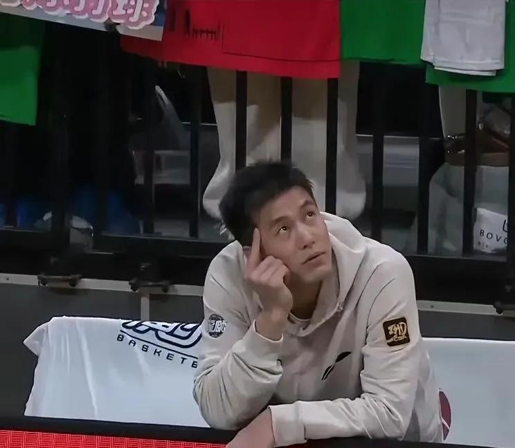 辽宁97:86广州，三人表现糟糕
1.  付豪
现在的实力有点对不起顶薪，出