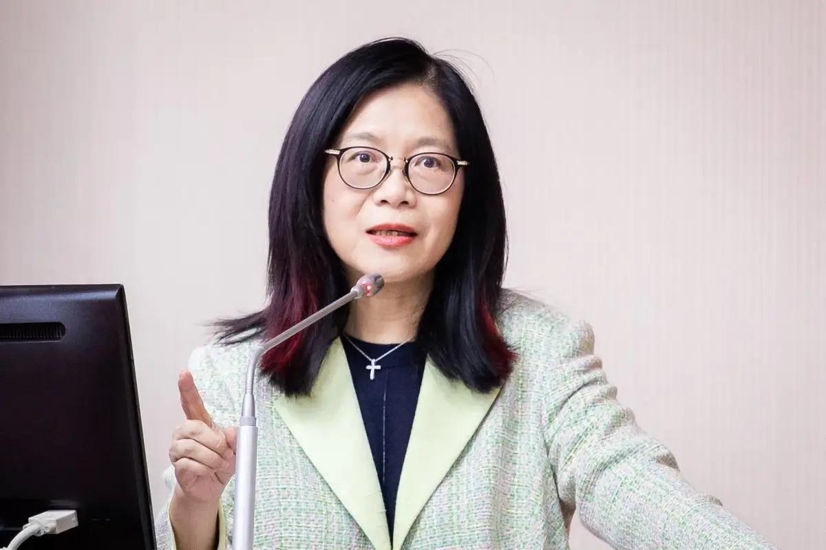 金门实弹射击倒计时，台军集结金门，管碧玲反复横跳！随着时间推移，台军金门实弹实际