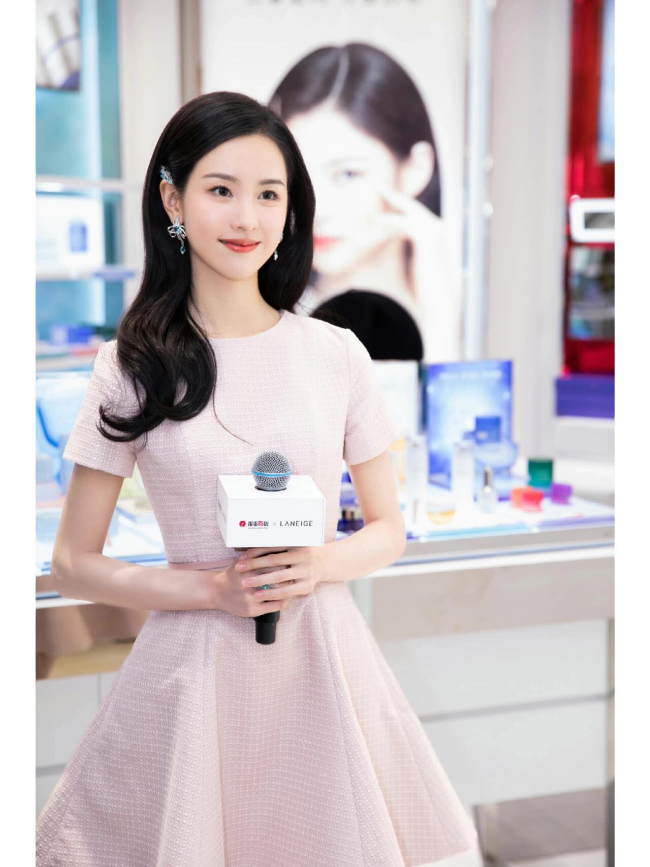 陈都灵果然是越素越美啊！