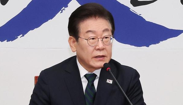韩国首尔高等法院裁判部在今天李在明弹劾案辩论庭，采纳MBC 主持人、汉阳大学信息