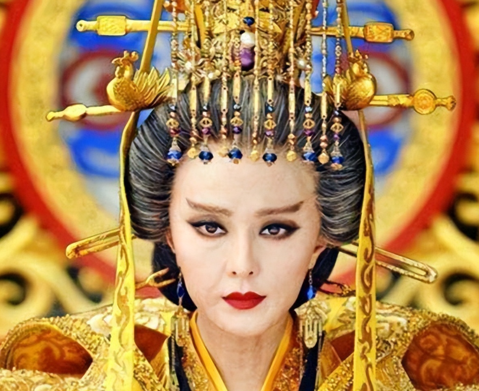 公元684年，徐敬业反唐叛乱，武则天震怒之下，竟掘了徐茂公的墓，戮其尸。这背后，