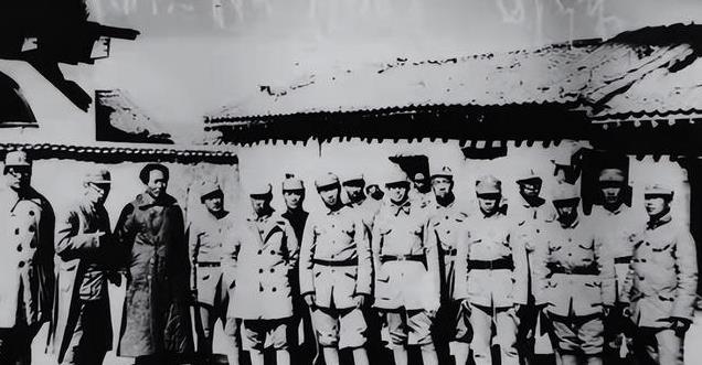 红三军团和红一军团并列, 怎么成了红一的下属? 红三军团消失之谜