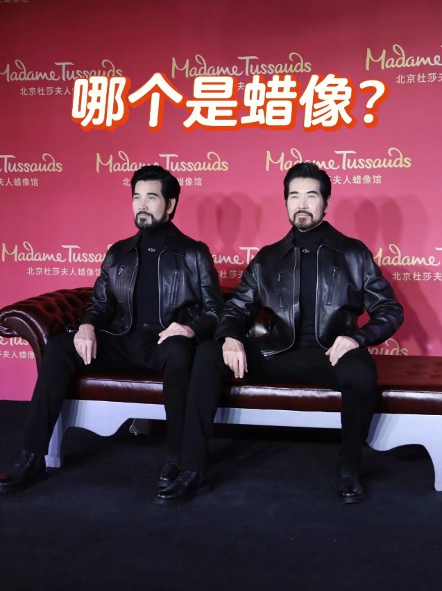 这么逼真的蜡像，你能看出哪个是真费翔么？