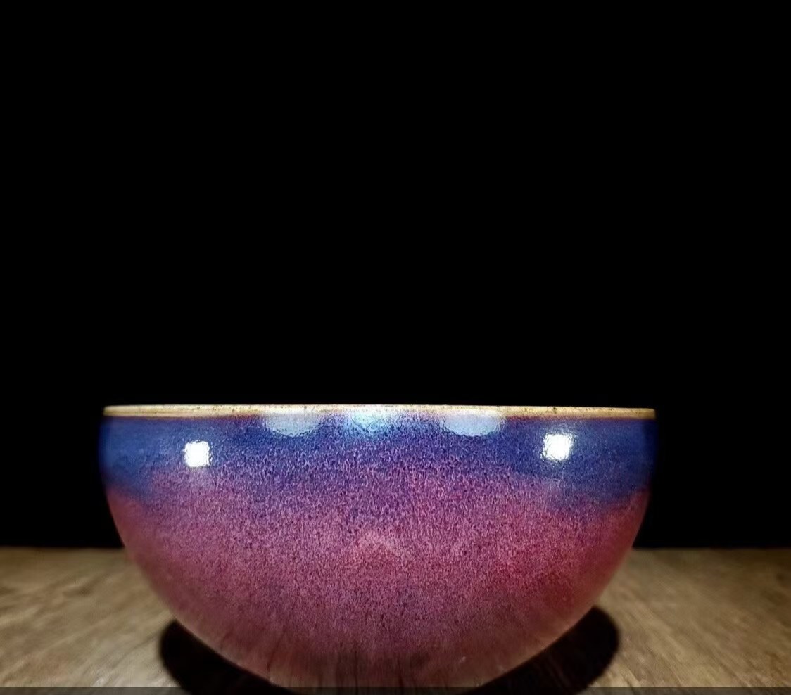 宋钧窑玫瑰紫窑变瓷碗‌