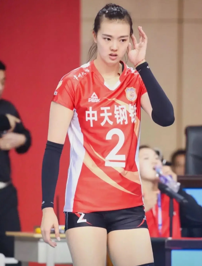 排超联赛14轮过后！最终排名如下

1、上海女排——10胜4负——28分
2、天